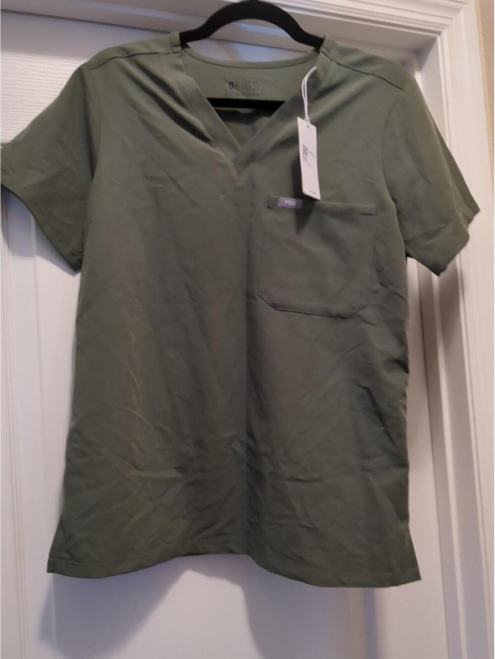 FIGS Catarina Scrub Top Women Size S V-Neck NWT Medicine Medical Nursing Olive